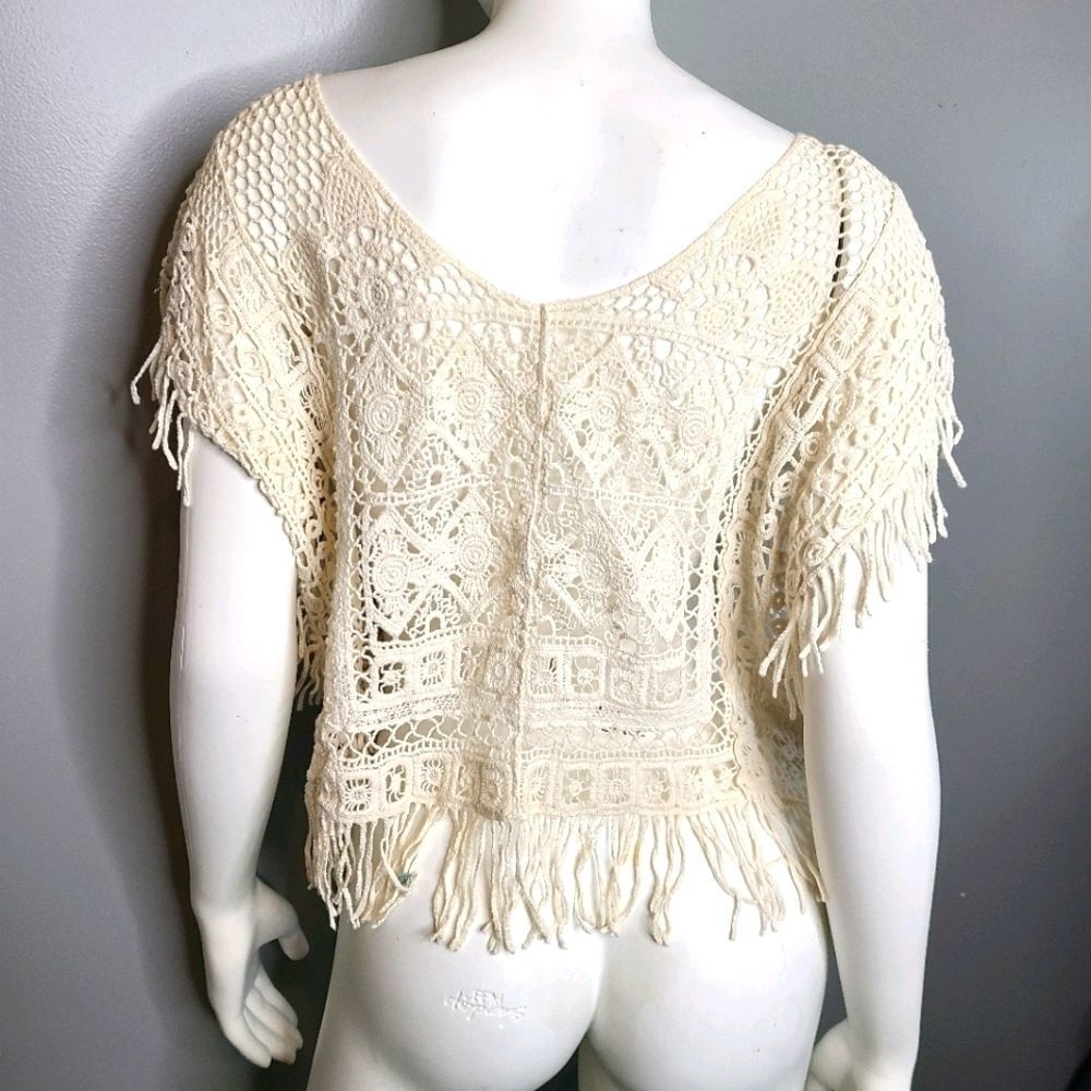 Cream Boho Crochet Top size Small - Picture 12 of 12